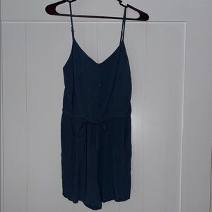 Blue Sleeveless V-Neck Jumpsuit for Casual Resort Wear